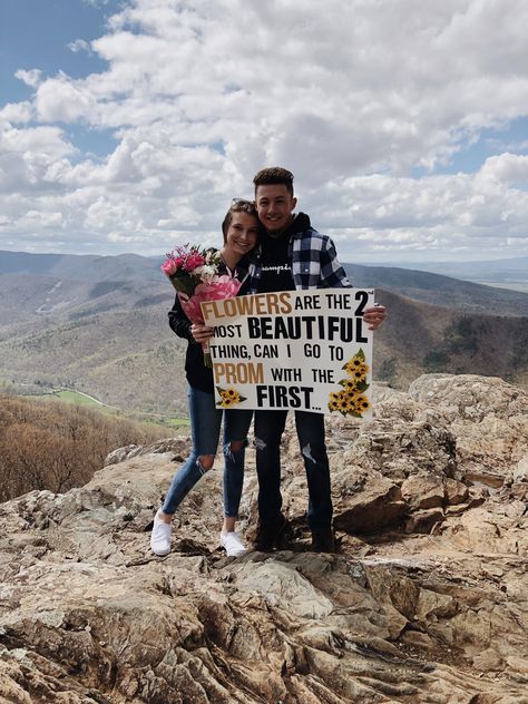 Butterfly Promposal, Flowers Promposal, Hoco Posters With Flowers, Sunflower Promposal, Flowers Are The 2nd Most Beautiful Thing Promposal, Flower Promposal, Posters To Ask Someone To A Dance, Cute Promposals For Girl Best Friends, Prom Posters