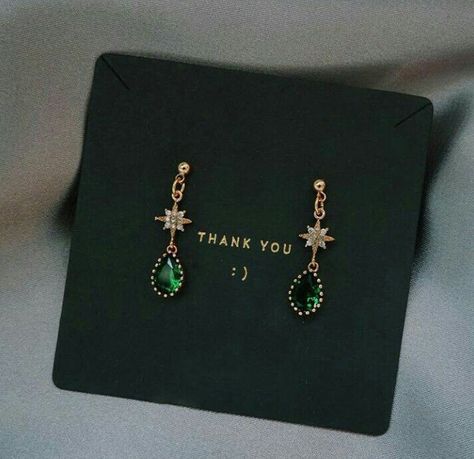 Emerald Jewelry Aesthetic, Vj Collection, Piercing Needles, Star Dangle Earrings, Crystal Teardrop Earrings, Emerald Crystal, Evening Jewelry, Green Gem, Green Garnet