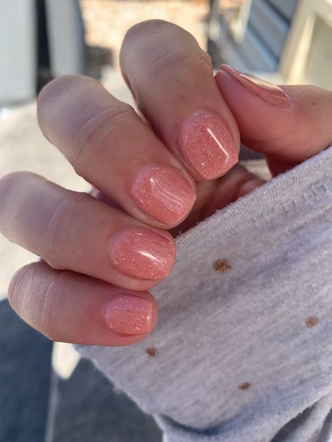 Nude February Nails, Neutral Nails Shimmer, Peach Dip Nails, Neutral Pink Sparkly Nails, Blush Pink Shimmer Nails, Pale Pink Shimmer Nails, Peach Shimmer Nails, Beachy Nails, Peach Nails