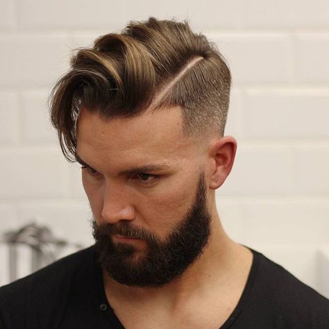 19+ Best Medium Length Men's Hairstyles Comb Over Fade Haircut, Long Comb Over, Hard Part Haircut, Best Undercut Hairstyles, New Men Hairstyles, Hairstyles Straight, Mens Hairstyles Medium, Medium Long Hair, Hair Styles 2017