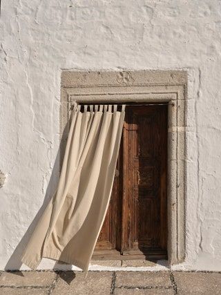 John Stefanidis, Greece Houses, Swedish Country House, Patmos Greece, Patmos Island, Greece House, The Crown Season, Vogue Living, Carved Doors