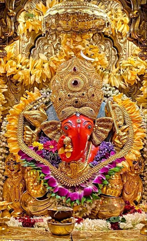 Siddhi Vinayak Ganpati Hd, Siddhivinayak Ganesha, Hinduism Facts, Lord Venkateswara Images Full Hd Wallpaper, Dagdusheth Ganpati, Venkateswara Swamy Images Hd 1080 Wallpaper, Photos Of Ganesha, Horse Background, Tirupati Balaji