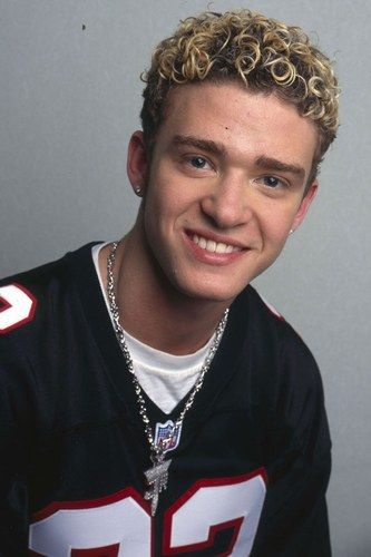 This was a poster on my wall when i was 13! Frosted Tips Hair, Justin Timberlake Nsync, Frosted Tips, Large Curls, Tips Hair, Blonde Curly Hair, Boys With Curly Hair, Haircuts For Wavy Hair, Haircuts For Curly Hair