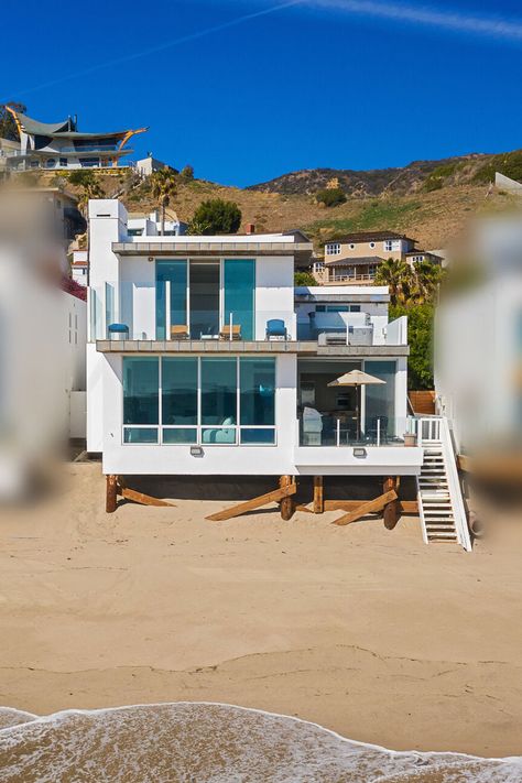 Glass Mansion, Beach Townhouse, Apartment Front, Malibu House, Malibu Beach House, Oceanside California, Beachfront House, Cottage Farm, Malibu Beach