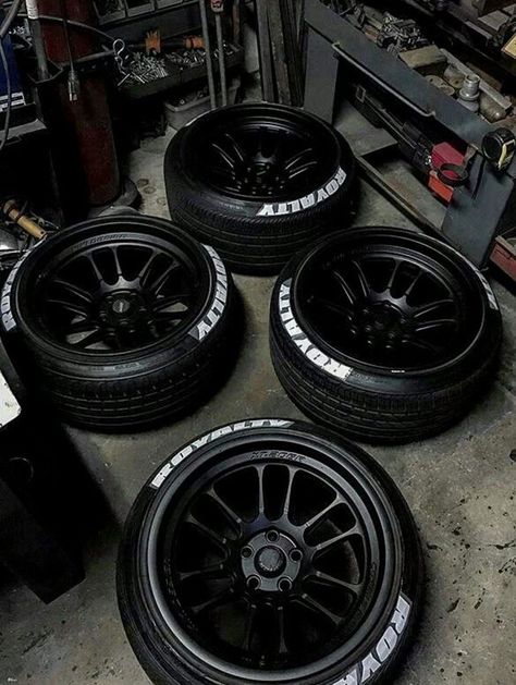 @drift_daze Kereta Sport, Jetta A4, Custom Wheels Cars, Cool Car Accessories, Car Wheels Rims, Rims And Tires, Rims For Cars, Super Luxury Cars, Tuner Cars