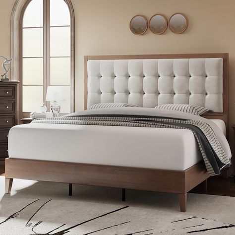 Tufted headboard bed