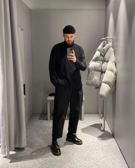 Simon Decker on Instagram: “cleanest room around @arketofficial” Fashion Boots Outfits, Mens Boots Fashion, Mens Fashion Streetwear, Mens Fashion Classy, Stylish Mens Outfits, Streetwear Men Outfits, Men Fashion Casual Outfits, Mode Inspo, Mens Casual Outfits