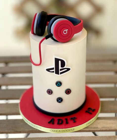 Cake For Teen Boy, Birthday Cake For Teen Boy, Playstation Party, Playstation Cake, Games Cake, Cakes For Kids, 12th Birthday Cake, Teen Cakes, New Birthday Cake