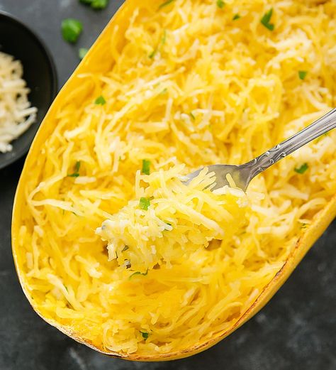 Roasted spaghetti squash is tossed in a garlic butter sauce and grated Parmesan cheese for a low-carb meal. If you’ve never made spaghetti squash before, I’m sharing step-by-step photos and both the microwave and oven methods for cooking it. I really enjoy spaghetti squash. The fact that the squash naturally comes apart like spaghetti strands … Garlic Parmesan Spaghetti, Spaghetti Squash Recipes Chicken, Garlic Parmesan Spaghetti Squash, Spaghetti Squash Recipes Vegan, Parmesan Spaghetti Squash, Spaghetti Squash Recipes Healthy, Spaghetti Squash Recipes Easy, Roasted Spaghetti Squash, Parmesan Spaghetti