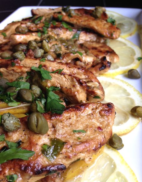 5-1b-14 (79) Seitan Chicken, Vegan Seitan, Christine Elise, Seitan Recipes, Chicken Piccata Recipe, Vegetarian Chicken, Vegan Chicken, Ig Profile, Carbohydrates Food