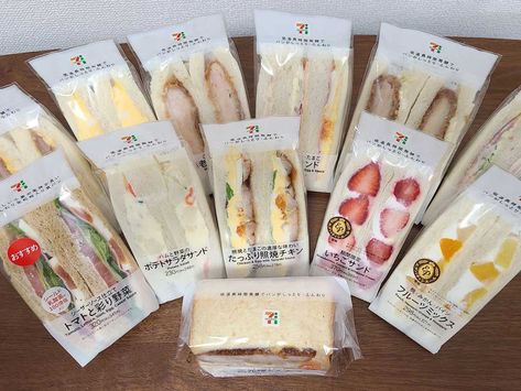 A ranking of the surprisingly deliciously sandwiches found at 7-Eleven in Japan Japan Sandwich, 7 11 Food, Japan Recipe, Japanese Sandwich, Japanese Bakery, Egg Sandwich Recipe, Japanese Salad, Cafe Vibes, Sandwich Packaging