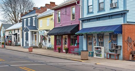 This Tiny Walkable Town In Ohio Is The Perfect Day Trip For Families Day Trips In Ohio, Family Beach Trip, Boarding House, Living Museum, Patent Art, The Perfect Day, Vacation Places, Local Guide, Historic Buildings