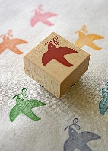 Book 3d, Diy Stamps, 3d Book, Eraser Stamp, Japanese Stamp, Hand Carved Stamps, Stamp Carving, Bird Stamp, Bird Book