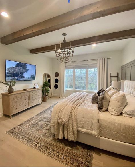 Master Bedrooms Decor Vaulted Ceiling, Bedroom Ideas Master Color Schemes Cream, Farmhouse Bedroom Ideas Master Suite Country Style, Barndo Master Bed, Dream Master Bedrooms Cozy, Colonial Chic Bedroom, Mediterranean Master Bedrooms Decor, Arhaus Inspiration, Cozy Master Bedrooms Decor Relaxing