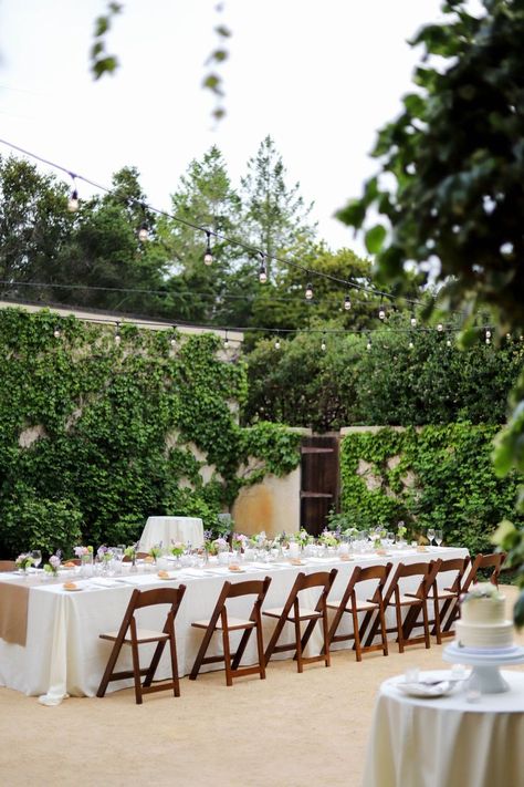 Small Estate Wedding, Micro Wedding Venues, Micro Wedding Ideas, Wedding Estate, Marriage Reception, Tiny Wedding, Micro Weddings, Small Weddings, Small Intimate Wedding