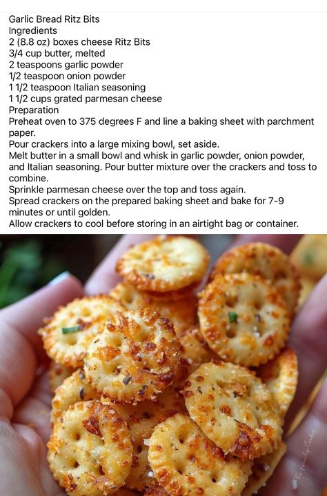 Garlic Ritz Bits, Garlic Bread Ritz Bits, Ritz Bits, Seasoned Crackers, Ritz Cracker Recipes, Cottage Food, Crackers Recipe, Oyster Crackers, Food Ideas Summer