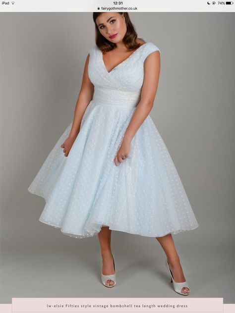 My Wedding Dress :) Polka Dot Wedding Dress Tea Length, Short Wedding Dress Plus Size, Plus Size Wedding Dress Short, Wedding Dresses Plus, Wedding Dress Plus Size, Vintage Style Wedding Dresses, Tea Length Wedding, Fifties Fashion, Wedding Dress Pictures