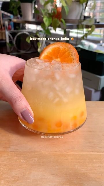 Boba Recipe, Boba Tea Recipe, Bubble Tea Recipe, Aesthetic Drinks, Decorações Com Comidas, Refreshing Drinks Recipes, Delicious Drink Recipes, Homemade Drinks, Food Drinks Dessert