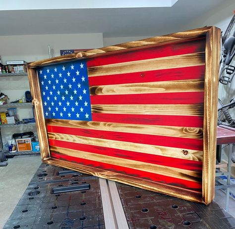 Free Woodworking Plans & DIY Wood Project Ideas | Kreg Tool Wood Flags Diy Projects, Diy Wooden Flag, Flag Decorating Ideas, Flag Diy Projects, Wood American Flag Diy, Wood Flag Diy, Diy Flags, Block Furniture, Wood Project Ideas