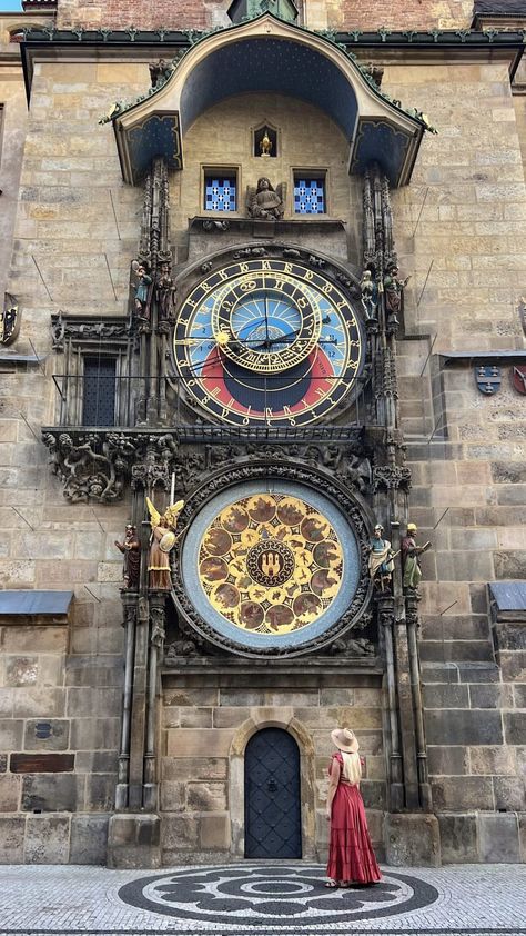 Best Photo Spots in Prague: 20 Most Instagrammable Places – Sightseeing Señorita Charles Bridge Prague, Prague Photos, John Lennon Wall, Equestrian Statue, Most Instagrammable Places, Prague Castle, Old Town Square, Living Museum, Going Places