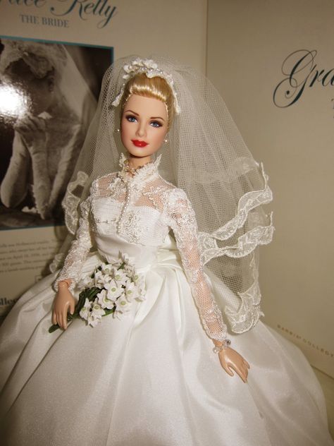 Grace Kelly Wedding Dress, Celebrity Barbie Dolls, Grace Kelly Wedding, Kelly Doll, Barbie Bridal, Barbie Wedding Dress, Wedding Doll, Barbie Bride, Barbie Wedding