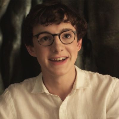 Klaus Baudelaire Icon, Klaus Asoue, Klaus Baudelaire Aesthetic, Baudelaire Aesthetic, Asoue Wallpaper, Klaus Baudelaire, Header Tumblr, Unfortunate Events, Zoo Wee Mama