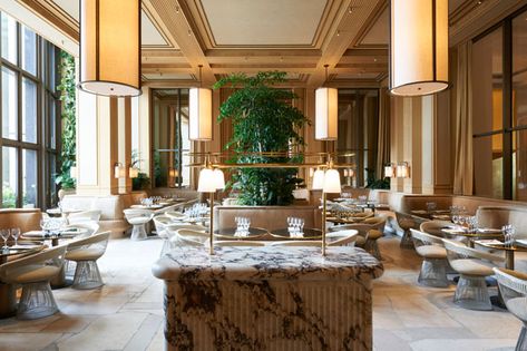 Designer Sarah Walker of The Curated House reports on the latest trends from the City of Light. Beefbar Paris, 1930s Decor, Joseph Dirand, Marble Bar, Luxury Restaurant, Classic Table, Paris Restaurants, Paris Design, Wood Interiors