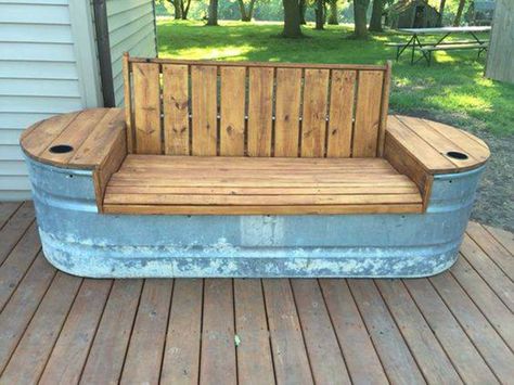 Horse water tank now bench - so cute - would hinge the seat so you could make it a cooler or storage underneath... Rustic Furniture Design, Woodworking Bench, Garden Bench, Pallet Projects, Repurposed Furniture, Art Furniture, Pallet Furniture, Rustic Furniture, Furniture Projects