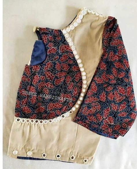 Long Blouse Designs, Blouse Designs High Neck, Cotton Saree Blouse Designs, Cotton Blouse Design, Best Blouse Designs, New Saree Blouse Designs, Fashionable Saree Blouse Designs, New Blouse Designs, Blouse Designs Indian