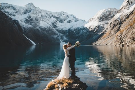 Lake Erskine, Queenstown | Mountain Weddings NZ Mountain Top Elopement, Fiordland National Park, Snowy Backdrop, Magnetic Island, Queenstown Wedding, Lake Wakatipu, People Getting Married, Mountain Weddings, Beautiful Flower Designs