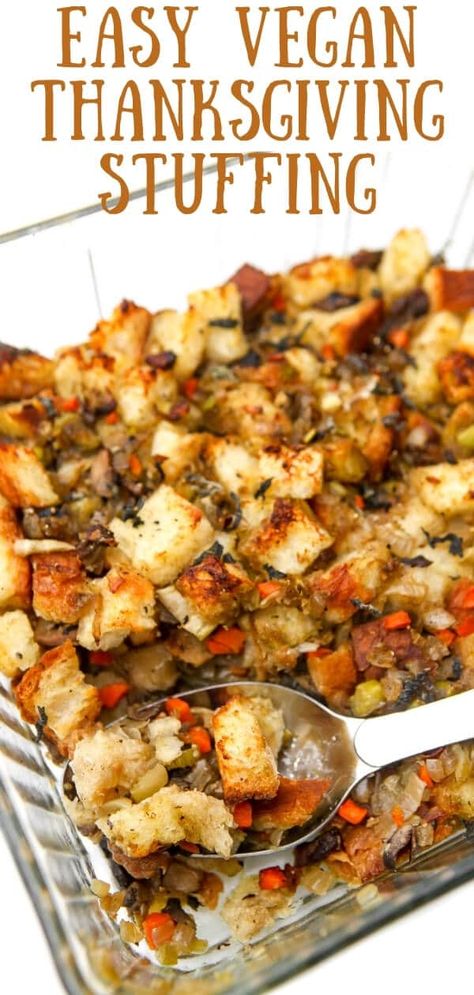 This easy vegan stuffing has all of the flavors of the classic Thanksgiving side dish, but no meat or dairy!  Your holiday guest will never notice that this stuffing is vegan, they'll just love the taste! #thehiddenveggies Best Vegan Stuffing, Thanksgiving Stuffing Recipe, Vegan Stuffing, Classic Stuffing, Vegetarian Stuffing, Vegan Turkey, Fresh Herb Recipes, Best Thanksgiving Side Dishes, Thanksgiving Side Dishes Easy