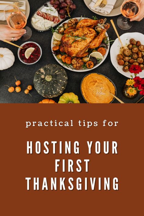 Practical Tips for Hosting Your First Thanksgiving (or Other Holidays) | Preparing to host Thanksgiving dinner or other holidays doesn't need to be stressful or daunting with these tricks & tips for hosting your first Thanksgiving dinner! Tips for hosting holiday dinner, first-time Thanksgiving hostess tips, how not to get stressed & how to smartly prepare. #easyentertaining #hostingtips #thanksgiving How To Host Thanksgiving, Thanksgiving Hostess, Thanksgiving Casserole, Hosting Thanksgiving Dinner, First Thanksgiving, Weeknight Dinner Recipes Easy, Hosting Thanksgiving, Thanksgiving Feast, Holiday Dinner