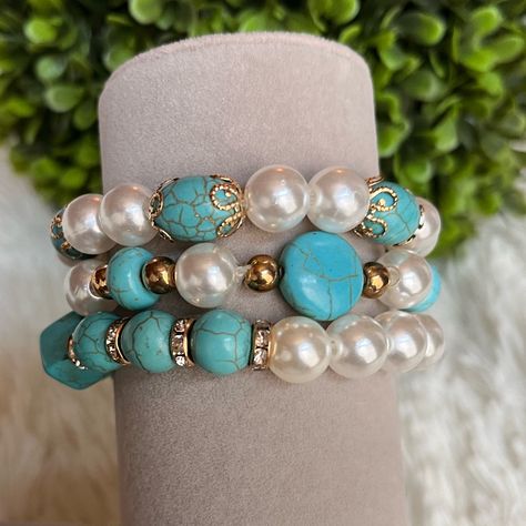 Bundle Of 3 Faux Pearl And Turquoise Stretchy Bracelet Each Bracelet Has Unique Beading. Can Be Worn Alone Or Together Nwot Beautiful Arms, Faux Pearl Bracelet, Glamour Nails, Pearl Bracelets, Gems Bracelet, Beaded Necklace Diy, Beads Bracelet Design, Nails Desing, Bangle Bracelets With Charms