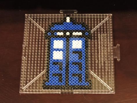 Dr Who Perler Bead Patterns, Nerdy Perler Beads, Kandi Jewelry, Bead Templates, Girls Crafts, Perler Designs, Christmas Perler Beads, Cross Stitch Sampler Patterns, Beads Art