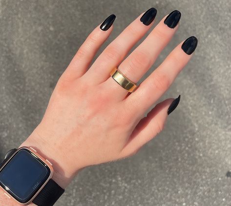 Oura-ring-heritage-gold-unboxing-the-Kristen-diary-blog-gen-3 Oura Ring Gold, Oura Ring Styling, Oura Ring, Smart Ring, Sleep Health, 2023 Vision, Blog Ideas, Ring Stack, Amazon Beauty Products