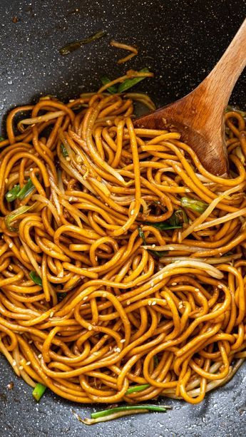 Asian Pan Fried Noodles, Healthy Stir Fry Noodles, Chinese Noodle Recipes Lo Mein, How To Cook Chinese Noodles, Stir Fry Noodles Recipe Easy, Stir Fry With Noodles Recipe, Lomein Recipes Easy Plain, How To Make Stir Fry Noodles, Quick Stir Fry Noodles