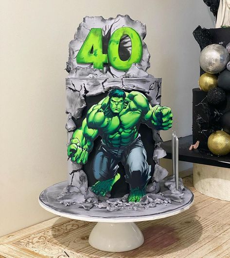 Hulk Cake Design, Marvel Cakes, Hulk Birthday Cakes, Superhero Birthday Party Decorations, Hulk Cake, Comic Cake, Avengers Cake, Hulk Birthday, Marvel Cake