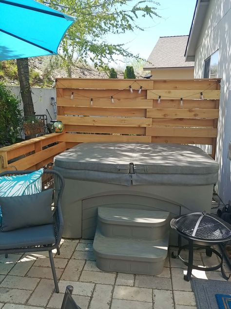 finished privacy screen Hot Tub Ideas Backyard Privacy Wall, Diy Hot Tub Privacy, Hot Tub Privacy Ideas Diy Cheap, Hot Tub Privacy Wall, Hot Tub Privacy Fence, Hot Tub Privacy Ideas Diy, Hot Tub Gazebo Ideas Privacy Screens, Hot Tub Privacy Screen, Privacy Screen For Hot Tub