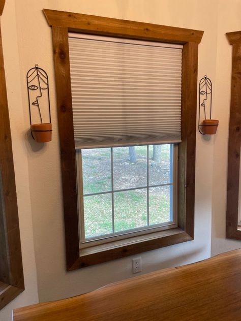 Cabin Trim Ideas, Wood Around Windows, Rustic Window Trim, Wood Window Design Modern, Wood Framed Windows, Bay Window Trim, Window Trim Ideas Interior, Craftsman Style Window Trim, Wood Window Trim