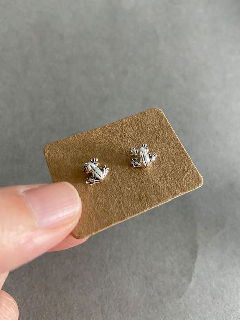 Silver Tiny Frog Stud Earrings Sterling Silver ESV1057 - Etsy Frog Stud Earrings, Jewelry Combos, Silver Jewlery, Nose Studs, Dope Jewelry, Tiny Stud Earrings, Funky Jewelry, Jewelry Lookbook, Jewelry Inspo