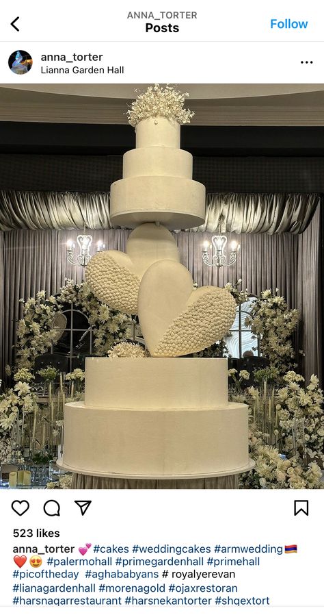 Huge Wedding Cakes, Wedding Cake Designs Simple, Professional Cake Decorating, Extravagant Wedding Cakes, Wedding Dress Illustrations, Royal Wedding Cake, Easy Curls, Fondant Cake Designs, Big Wedding Cakes