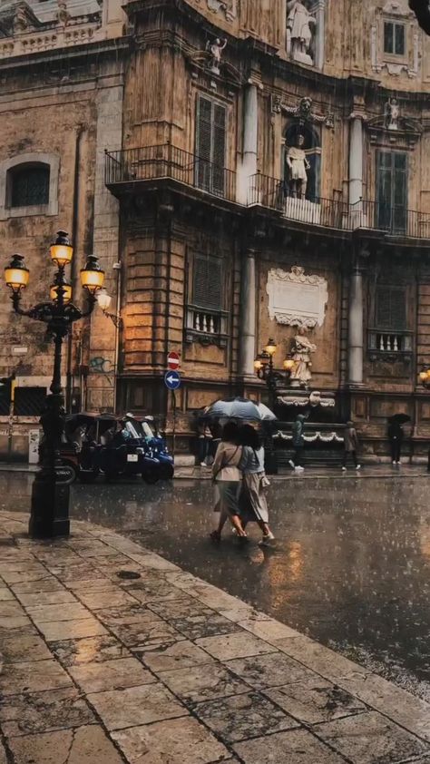 Rain In Italy, Palermo Aesthetic, Via Li, Euro Winter, Positano Villa, Palermo Italy, Italy Map, Italian Beauty, Amazing Nature Photography