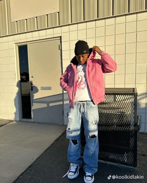 Pink Outfits Men, Pink Streetwear Outfit, Streetwear Poses, Fye Outfits, Tuff Fits, Outfits Men Streetwear, Pink Streetwear, Streetwear Inspo, Black Men Street Fashion