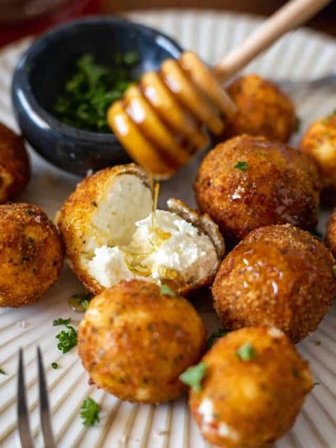 Fried Goat Cheese Balls, Goat Cheese Recipes Appetizers, Goat Cheese Balls, Cheese Recipes Appetizers, Honey Drizzle, Fried Goat Cheese, Goat Cheese Appetizer, Baked Goat Cheese, Goat Cheese Recipes