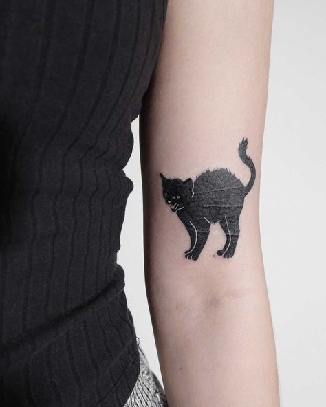 Scared Black Cat Tattoo, Vintage Black Cat Tattoo, Masculine Cat Tattoo, Weird Cat Tattoo, Fluffy Black Cat Tattoo, Hissing Cat Tattoo, Cat Hip Tattoo, Scary Cat Tattoo, Creepy Cat Tattoo