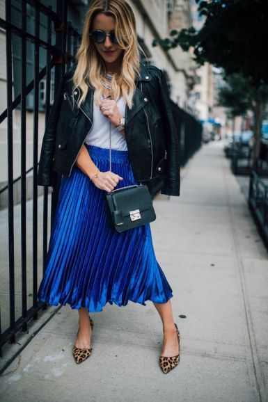 Electric Blue Skirt Outfit, Blue Pleated Skirt Outfit, Black Moto Leather Jacket, Blue Skirt Outfits, Clothes Combinations, Moto Leather Jacket, Kid Dress, Office Suits, Pleated Skirt Outfit