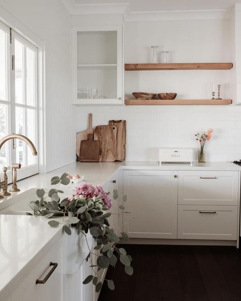 Coastal Scandinavian Style, Stone Ambassador, Australian Homestead, Modern Queenslander, Australian Farmhouse, Clean Pantry, Dulux Natural White, Kids Mess, Homestead Kitchen