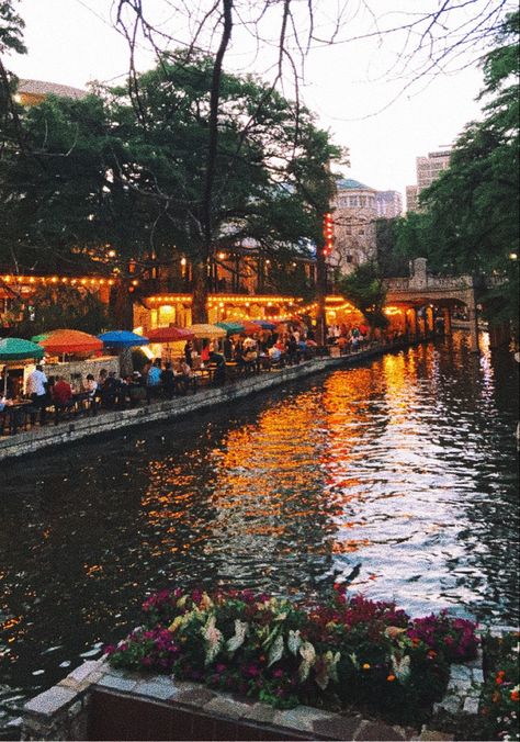 boardwalk night san angelo texas San Antonio Texas Aesthetic, San Antonio Aesthetic, Texas Aesthetic, San Angelo Texas, Texas Summer, Project 2025, Texas Forever, San Angelo, Summer Things