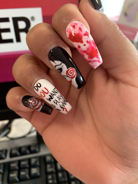 Jigsaw Nail Art, Saw Nail Designs, Saw Themed Nails, Saw Nail Art, Saw Inspired Nails, Saw Halloween Nails, Saw Movie Nails, Jigsaw Nails Halloween, Saw Nails Halloween