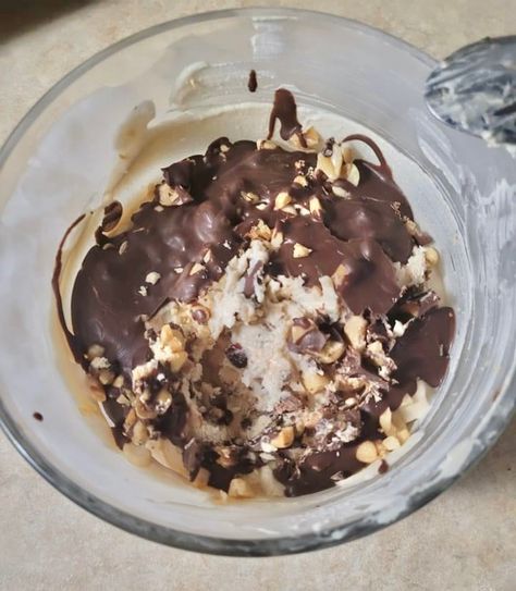 Healthy Snickers, Cottage Cheese Dessert Recipes, Cottage Cheese Recipes Healthy, Cottage Cheese Desserts, Sugar Free Maple Syrup, Cottage Cheese Recipes, Ww Desserts, Protein Desserts, Weight Watchers Desserts